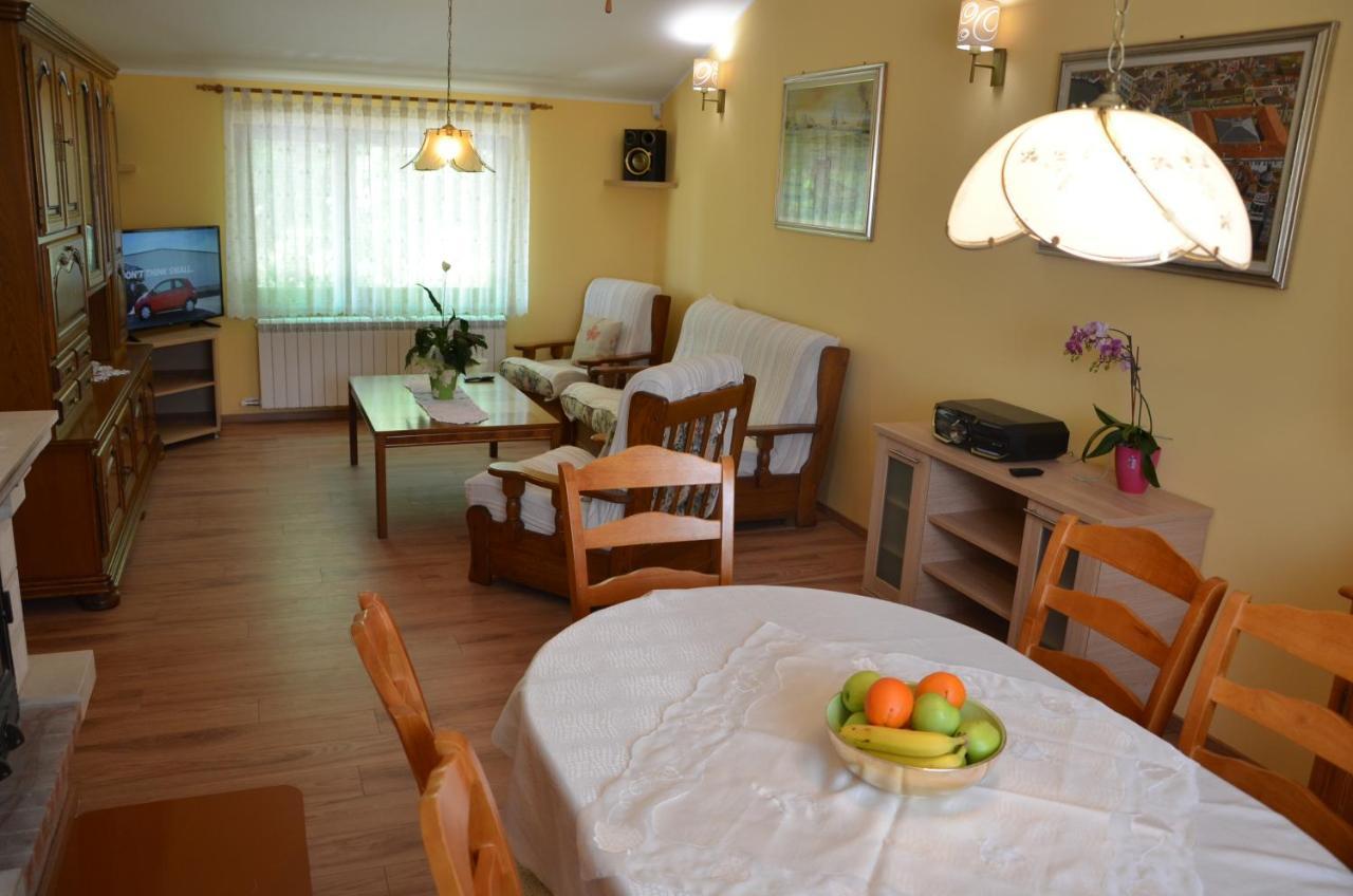 Villa Fragola - Holiday House With Large Garden Tinjan Eksteriør bilde